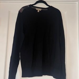 Men’s classic Burberry black sweater with shoulder patches!